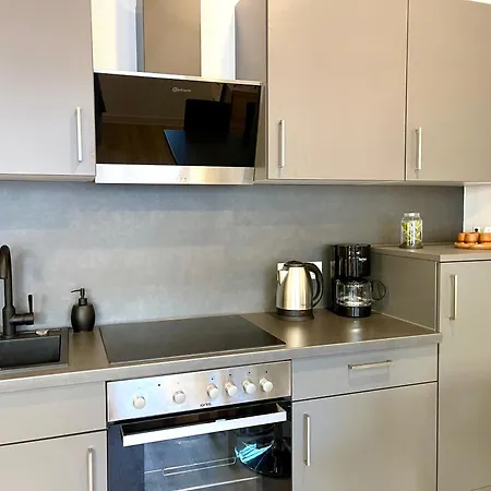 Neu Schwarzwald Zimmer Am Schloessle Goldstadt Pforzheim Eksteriør billede