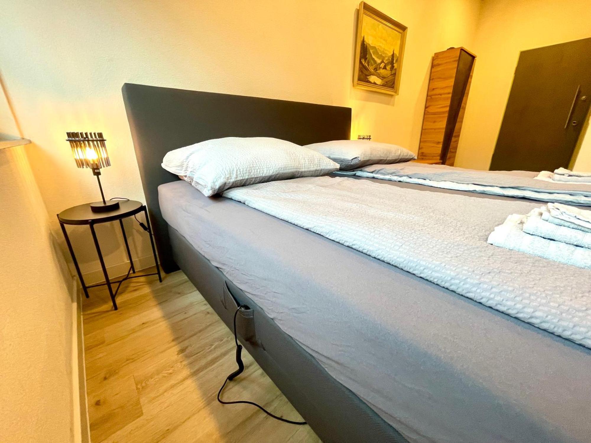 Neu Schwarzwald Am Schloessle Goldstadt Apartment *